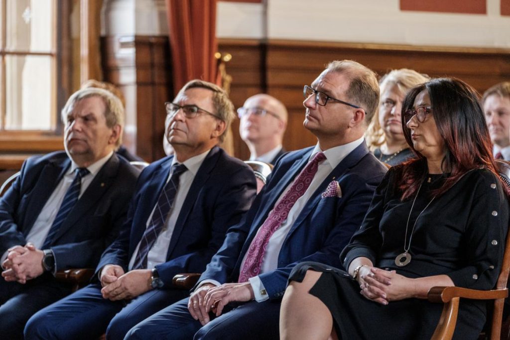 Konferencja inaugurująca Program „Uczelnia Badawcza” na UAM: jak sensownie wydać 350 mln PLN?